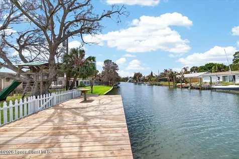 433 Blakey Boulevard Cocoa Beach FL 32931