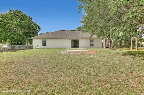 1561 Sandusky Street SE Palm Bay FL 32909