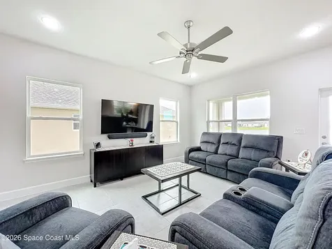2204 Middlebury Drive SE Palm Bay FL 32909