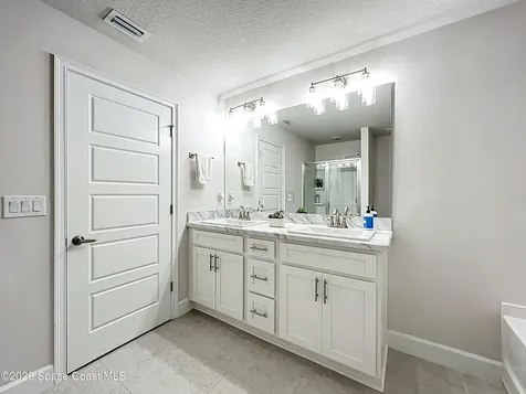 2204 Middlebury Drive SE Palm Bay FL 32909