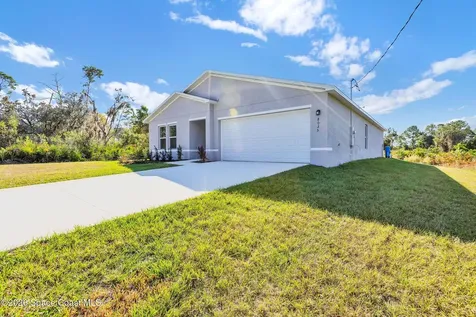 511 Scenic Road SW Palm Bay FL 32908