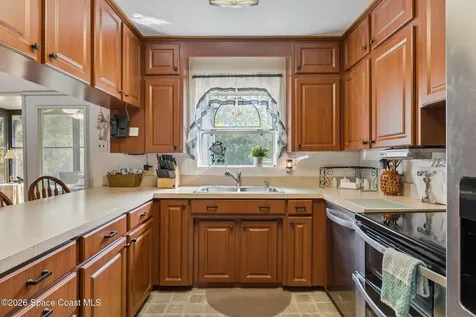 150 State Road 46 Geneva FL 32732