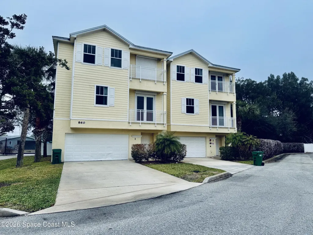 860 Vignoles Avenue NE Palm Bay FL 32905