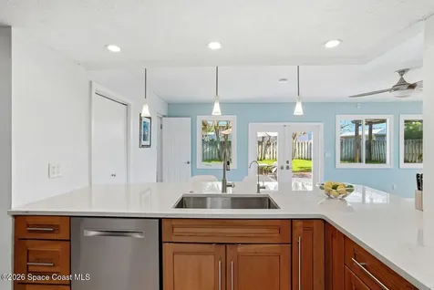 276 Lynn Avenue Satellite Beach FL 32937