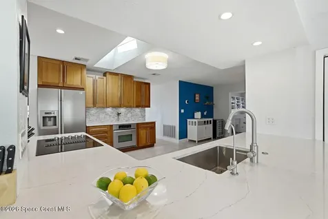 276 Lynn Avenue Satellite Beach FL 32937