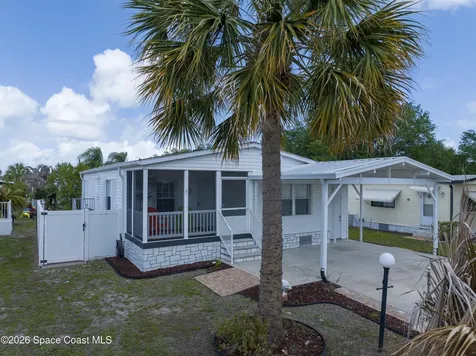 971 Laurel Circle Barefoot Bay FL 32976
