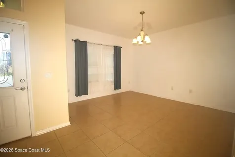 2803 Moonstone Bend Kissimmee FL 34758