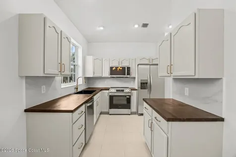 8406 Mulligan Circle Port St. Lucie FL 34986