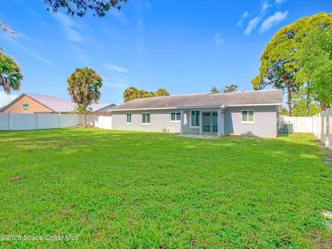 819 W Whitmire Drive Melbourne FL 32935