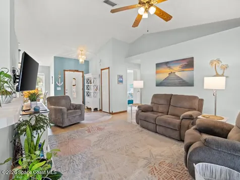 1670 Barnes Avenue NW Palm Bay FL 32907