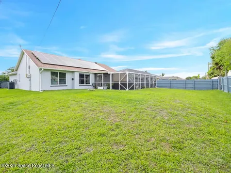 1670 Barnes Avenue NW Palm Bay FL 32907