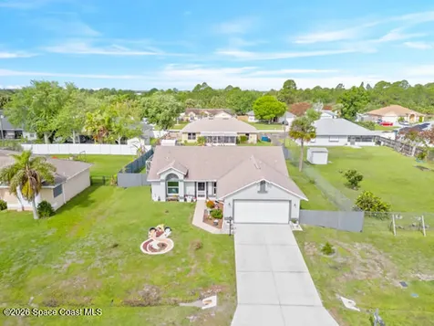 1670 Barnes Avenue NW Palm Bay FL 32907