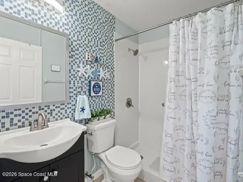 1670 Barnes Avenue NW Palm Bay FL 32907