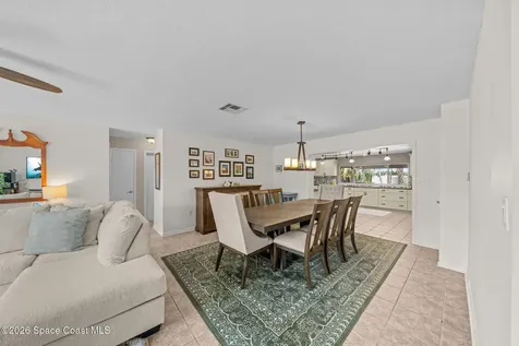 121 Algonquin Terrace Indian Harbour Beach FL 32937