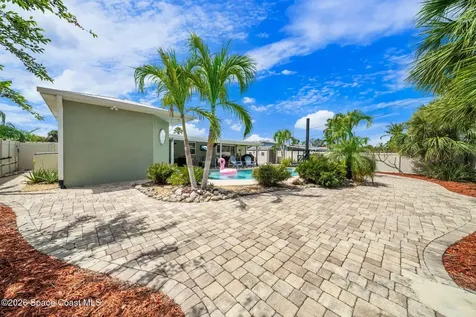 121 Algonquin Terrace Indian Harbour Beach FL 32937