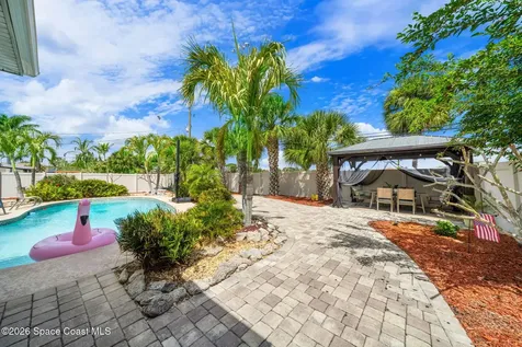 121 Algonquin Terrace Indian Harbour Beach FL 32937