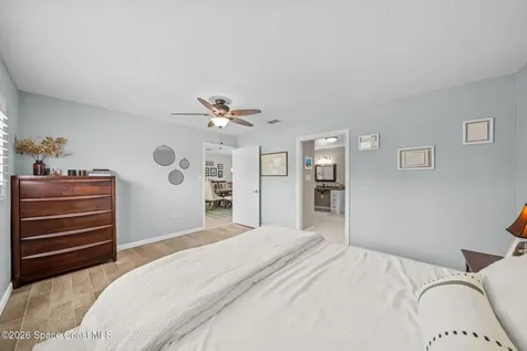 121 Algonquin Terrace Indian Harbour Beach FL 32937