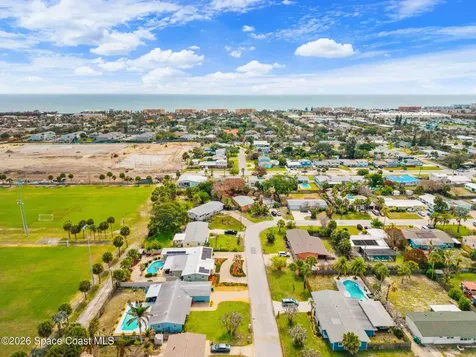 121 Algonquin Terrace Indian Harbour Beach FL 32937