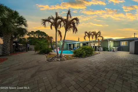 121 Algonquin Terrace Indian Harbour Beach FL 32937