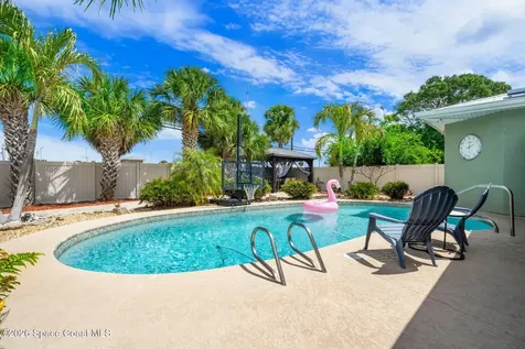 121 Algonquin Terrace Indian Harbour Beach FL 32937