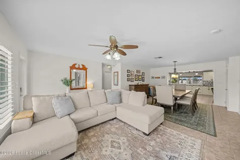 121 Algonquin Terrace Indian Harbour Beach FL 32937