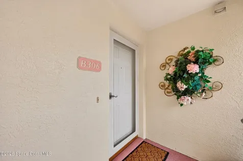 102 Riverside Drive Cocoa FL 32922