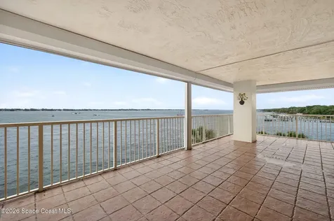 102 Riverside Drive Cocoa FL 32922