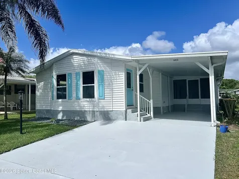 1213 Iriquois Drive Barefoot Bay FL 32976