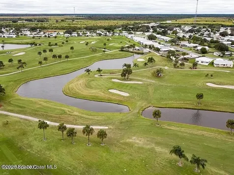 1213 Iriquois Drive Barefoot Bay FL 32976