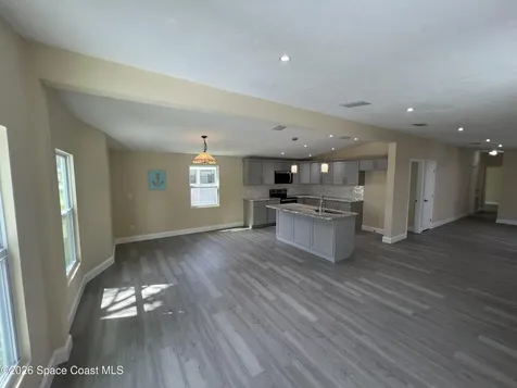 1213 Iriquois Drive Barefoot Bay FL 32976