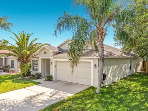2085 Bayhill Drive Melbourne FL 32940
