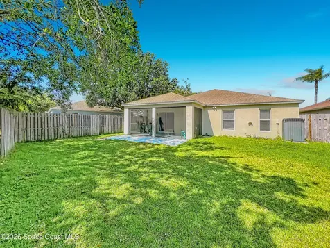 2085 Bayhill Drive Melbourne FL 32940