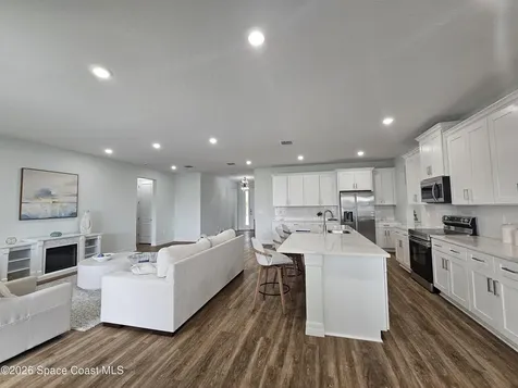361 Del Rey Street NE Palm Bay FL 32907