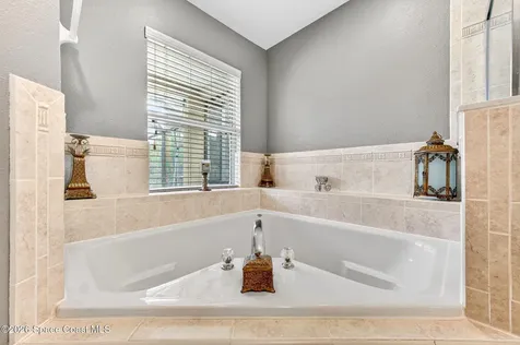 831 Owl Street SW Palm Bay FL 32908