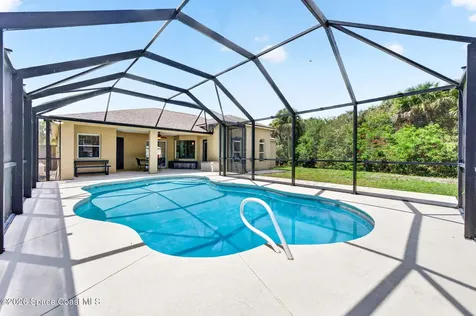 831 Owl Street SW Palm Bay FL 32908