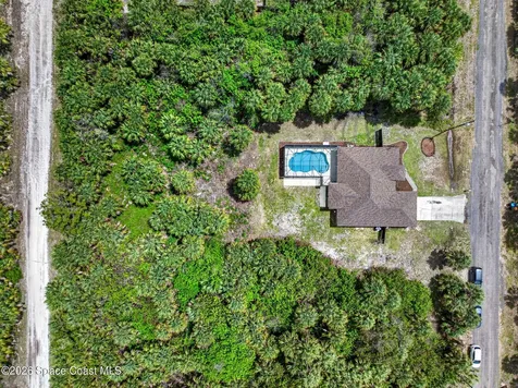 831 Owl Street SW Palm Bay FL 32908