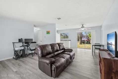 268 Melba Avenue NW Palm Bay FL 32907