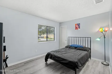 268 Melba Avenue NW Palm Bay FL 32907