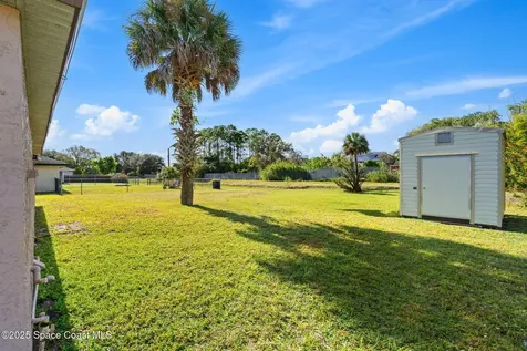268 Melba Avenue NW Palm Bay FL 32907