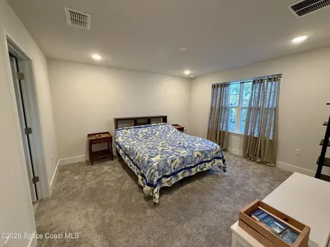 6943 Five Oaks Drive Harmony FL 34773