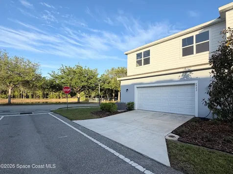 6943 Five Oaks Drive Harmony FL 34773