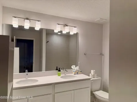 6943 Five Oaks Drive Harmony FL 34773