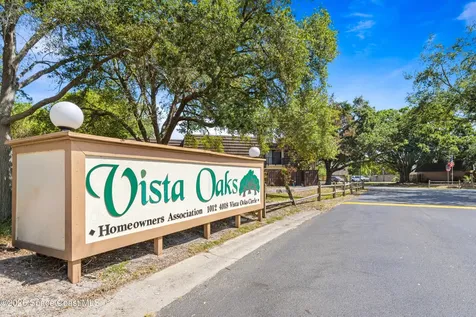 1713 Vista Oaks Circle NE Palm Bay FL 32905