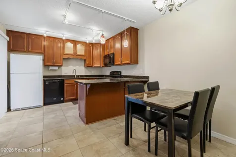 1713 Vista Oaks Circle NE Palm Bay FL 32905