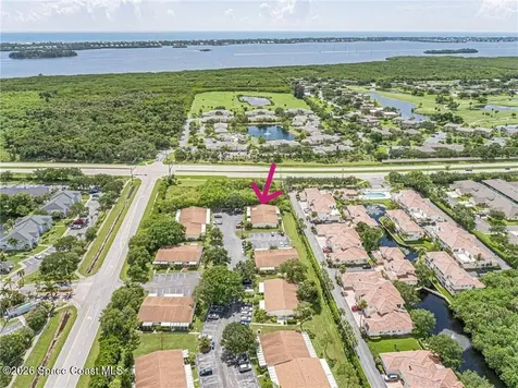 441 7th Place Vero Beach FL 32962