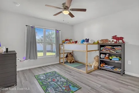 935 Hattaras Terrace SE Palm Bay FL 32909