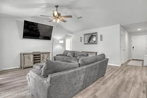 935 Hattaras Terrace SE Palm Bay FL 32909