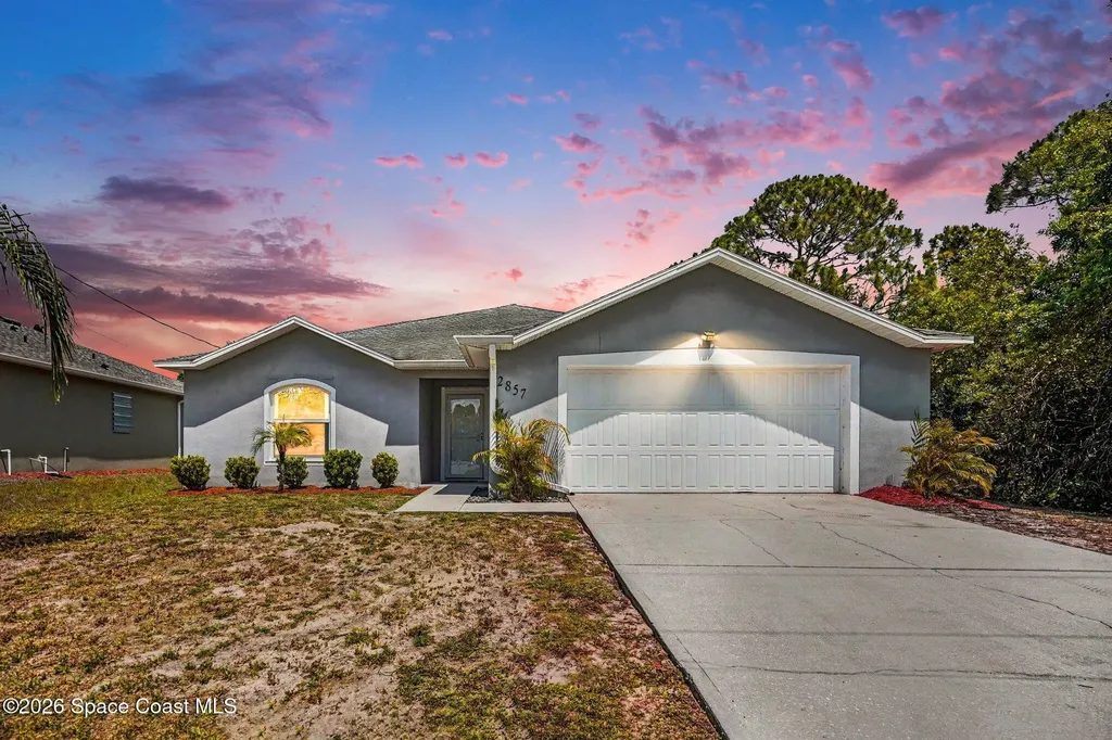 2857 Foxglove Avenue SW Palm Bay FL 32908