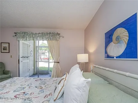 21 Pine Arbor Lane Vero Beach FL 32962