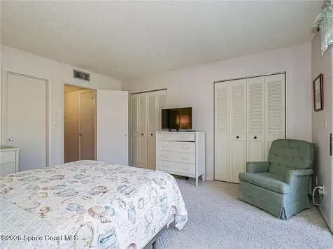 21 Pine Arbor Lane Vero Beach FL 32962